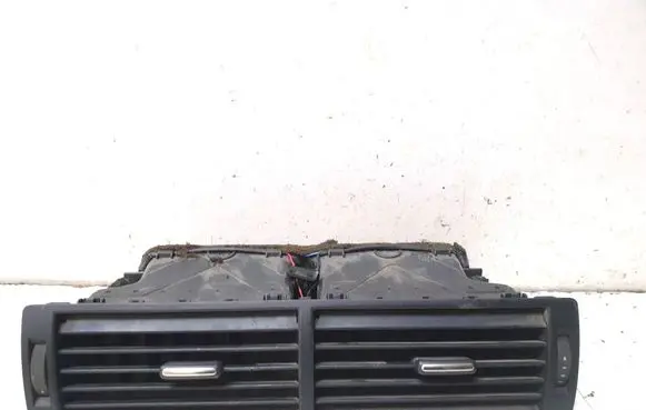 Audi A4 S4 B7 8E 8H Dash center air vent grill 8E0820951H