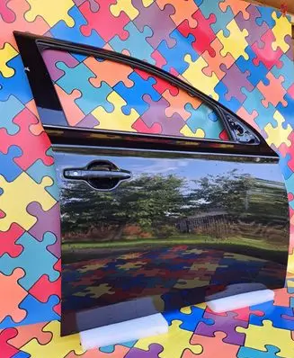 Mitsubishi Outlander Front door