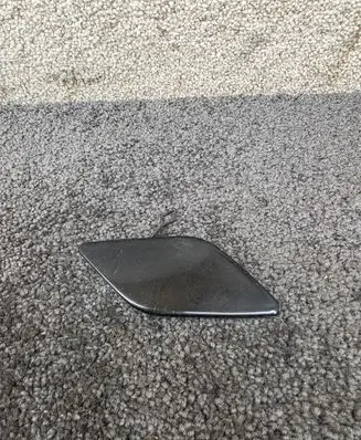 Mercedes-Benz E W212 Front tow hook cap/cover A2128850126