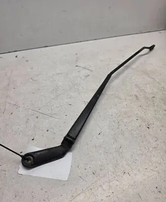 Volkswagen Golf IV Front wiper blade arm 1J1955410A