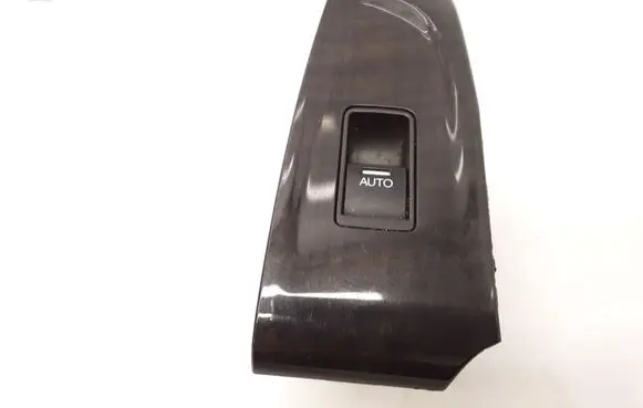 Honda Accord Electric window control switch 35780TL4E01M1
