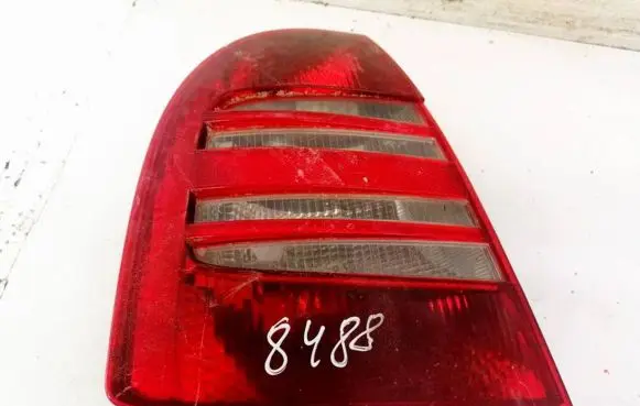 Skoda Superb B5 (3U) Rear/tail lights 1SCX13405AA 1SCX-13405-AA
