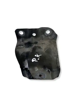 Peugeot 4007 Fender mounting bracket 