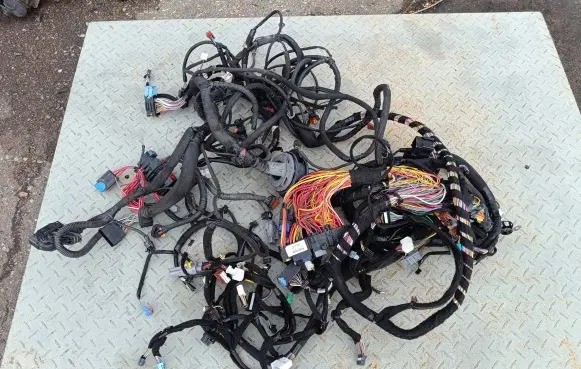 Opel Vivaro Wiring harness 240144830R 93458762
