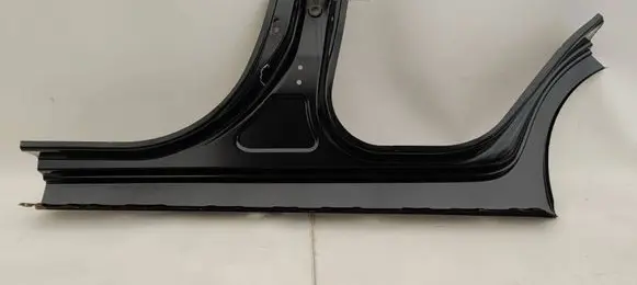 Opel Karl Rear sill (body part) 42429076 24302 GR12940