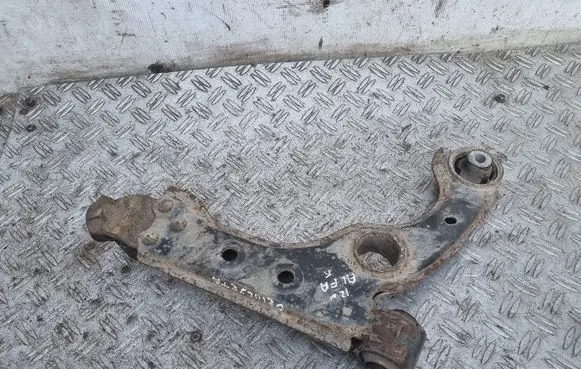 Alfa Romeo Giulietta Front lower control arm/wishbone 2D03D2 B984