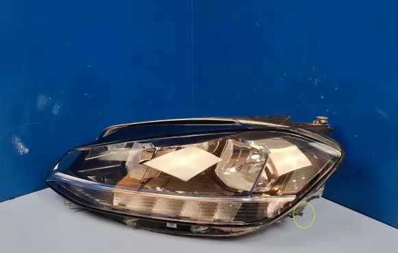 Volkswagen Golf VII Headlight/headlamp 5G1941005D 1EB013036601