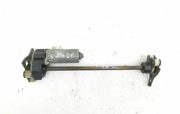 BMW X5 E53 Seat adjustment motor 0130002616 7111878