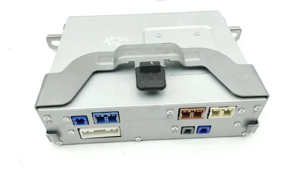 Mazda CX-30 Radio/CD/DVD/GPS head unit DHNA669C0E