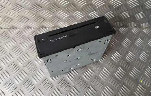 Audi A6 S6 C6 4F Navigation unit CD/DVD player 4E0919887M 4E0910888E