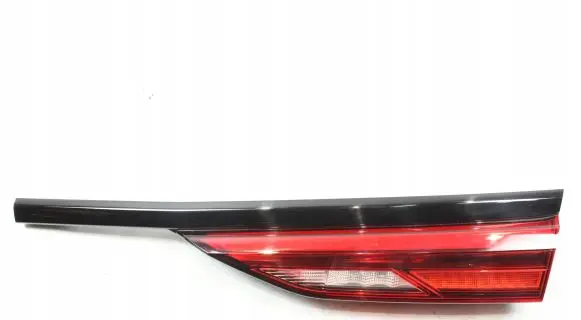 BMW 2 F44 Tailgate rear/tail lights 7465470