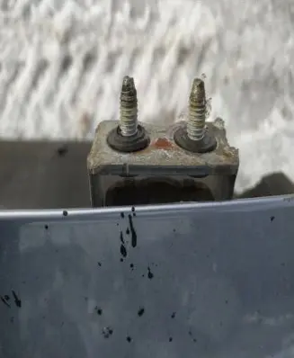 Subaru Outback Tailgate/trunk/boot hinge