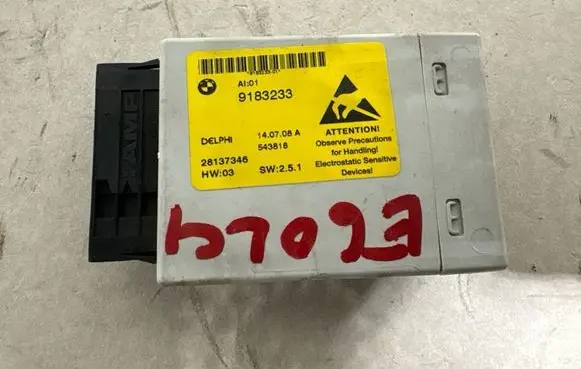 BMW 5 E60 E61 Center console control module 9183233