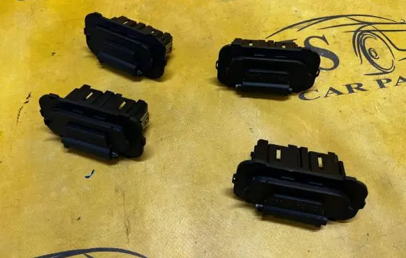 Ford Bronco Front door wiring loom 