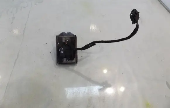Volkswagen Cross Polo Heater blower motor/fan resistor 6Q1907521A