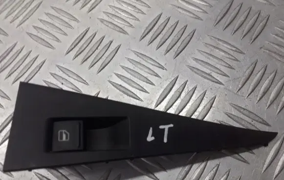 Seat Leon (1P) Quarter vent window switch 1P0867227A