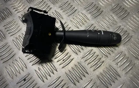 Renault Laguna II Wiper turn signal indicator stalk/switch 8200012245 34447701AR 20K3WLEG1