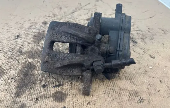 Land Rover Evoque I Rear brake caliper 32337647