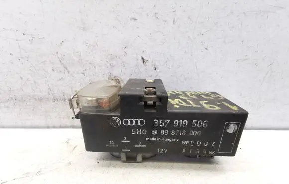 Volkswagen Golf IV Coolant fan relay 357919506