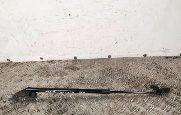 Subaru Forester SK Tailgate/trunk strut/damper SJ181120LH