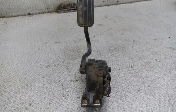 Ford Galaxy Accelerator throttle pedal 7M3721603B YM219F836AA