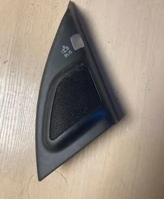 Volvo XC60 Front door high frequency speaker 30781068