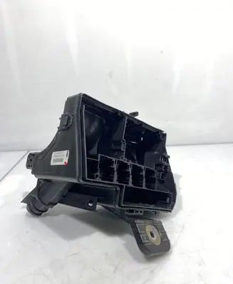 Toyota Yaris Fuse box set 821150UD20B