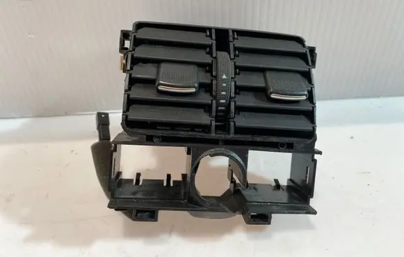 Audi A6 S6 C5 4B Rear air vent grill 4B0819203