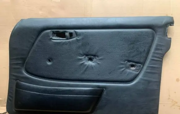 Mercedes-Benz W123 Front door card panel trim