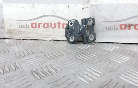 Mercedes-Benz SL R129 Front door upper hinge