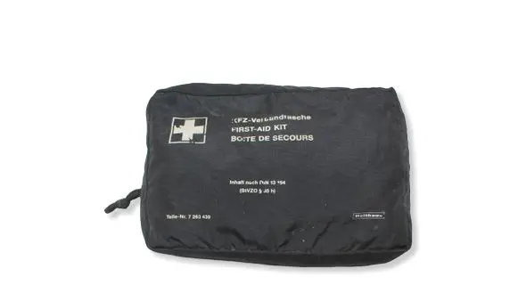 BMW 1 F20 F21 First aid kit 7263439