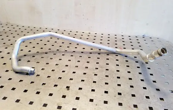 Mercedes-Benz C W205 Engine coolant pipe/hose T1024963L
