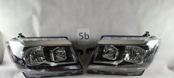 Volkswagen Crafter Headlights/headlamps set 
