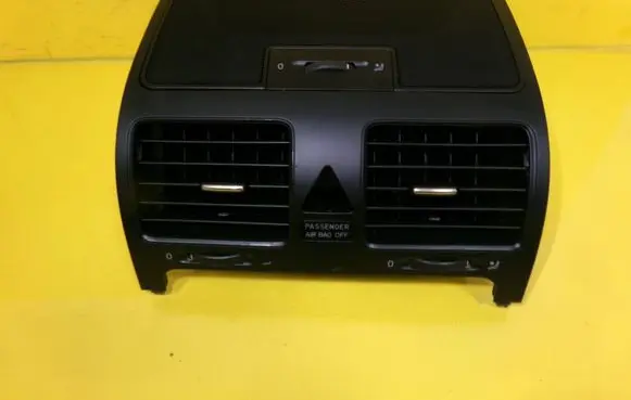 Volkswagen Golf V Dash center air vent grill 1K0819153A