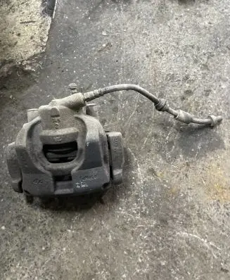Ford Mondeo MK IV Front brake caliper
