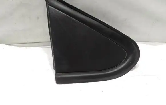 Fender end trim