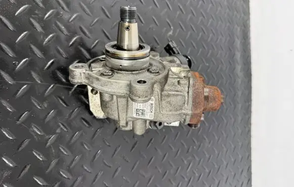 Jaguar XF X260 Fuel injection high pressure pump 0445010706 G4D39B395AA 160318