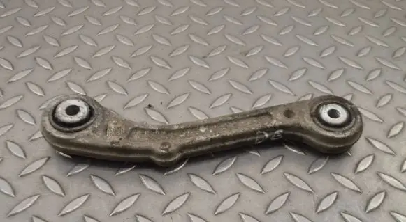 Maserati Ghibli Rear upper control arm/wishbone 06700072