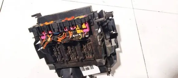 Skoda Octavia Mk2 (1Z) Fuse box set 1k1937503