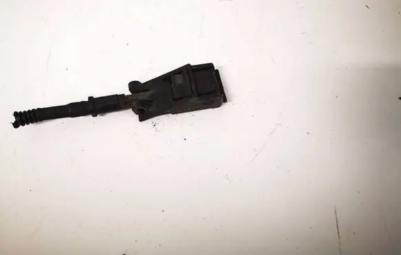 Volkswagen Bora Windshield washer spray nozzle 6E0955985A