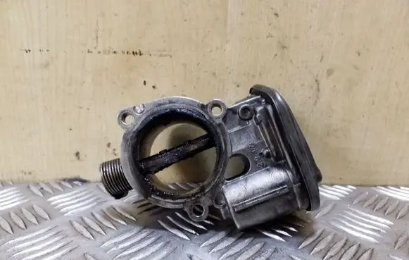 BMW X3 E83 Throttle valve 7804373