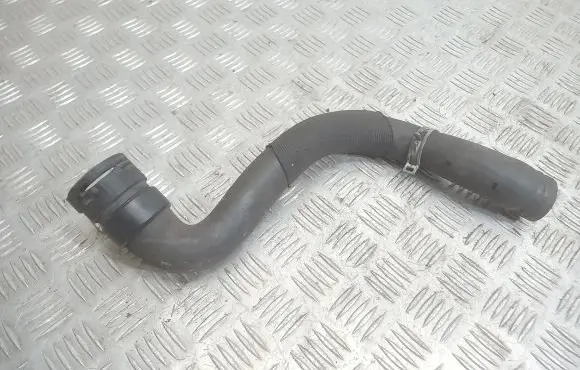Opel Insignia A Engine coolant pipe/hose