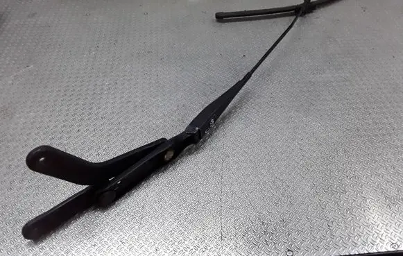 Ford C-MAX I Windshield/front glass wiper blade 3M5117526CD