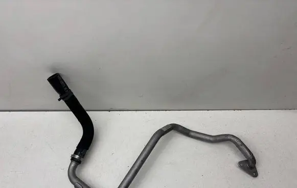 Audi Q7 4L Engine coolant pipe/hose 7L8422881A