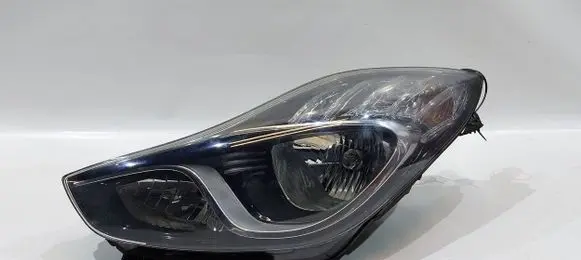 Hyundai ix20 Headlight/headlamp 92101-1K000