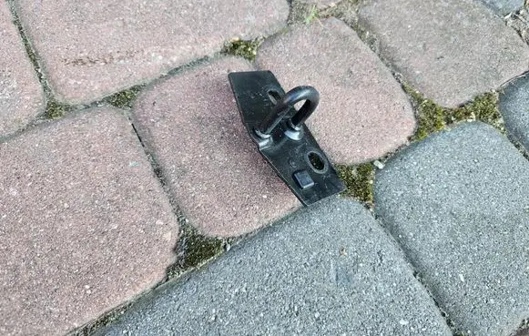 Citroen Berlingo Front door lock loop/hook striker OPELCZESCI.com-F12