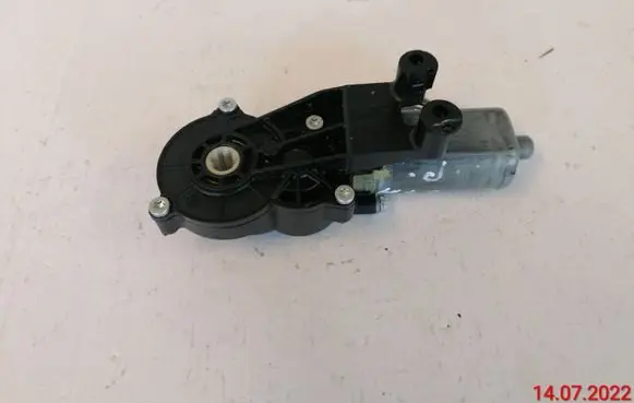 Mercedes-Benz GL X164 Seat adjustment motor 0390203212