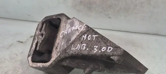 Jeep Grand Cherokee (WK) Engine mount bracket 52090308AB