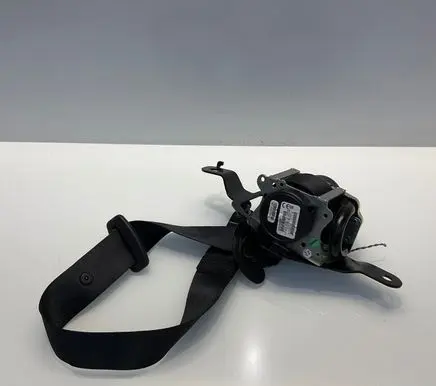 BMW X5 F15 Rear seatbelt 7343642