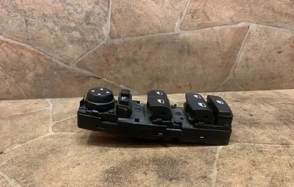 BMW X5 F15 Electric window control switch 9362116